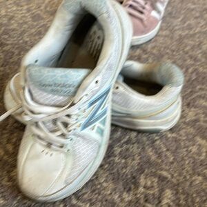 New Balance Womens 847 V2 WW847WT2 White Running Shoes Lace Up Size 8